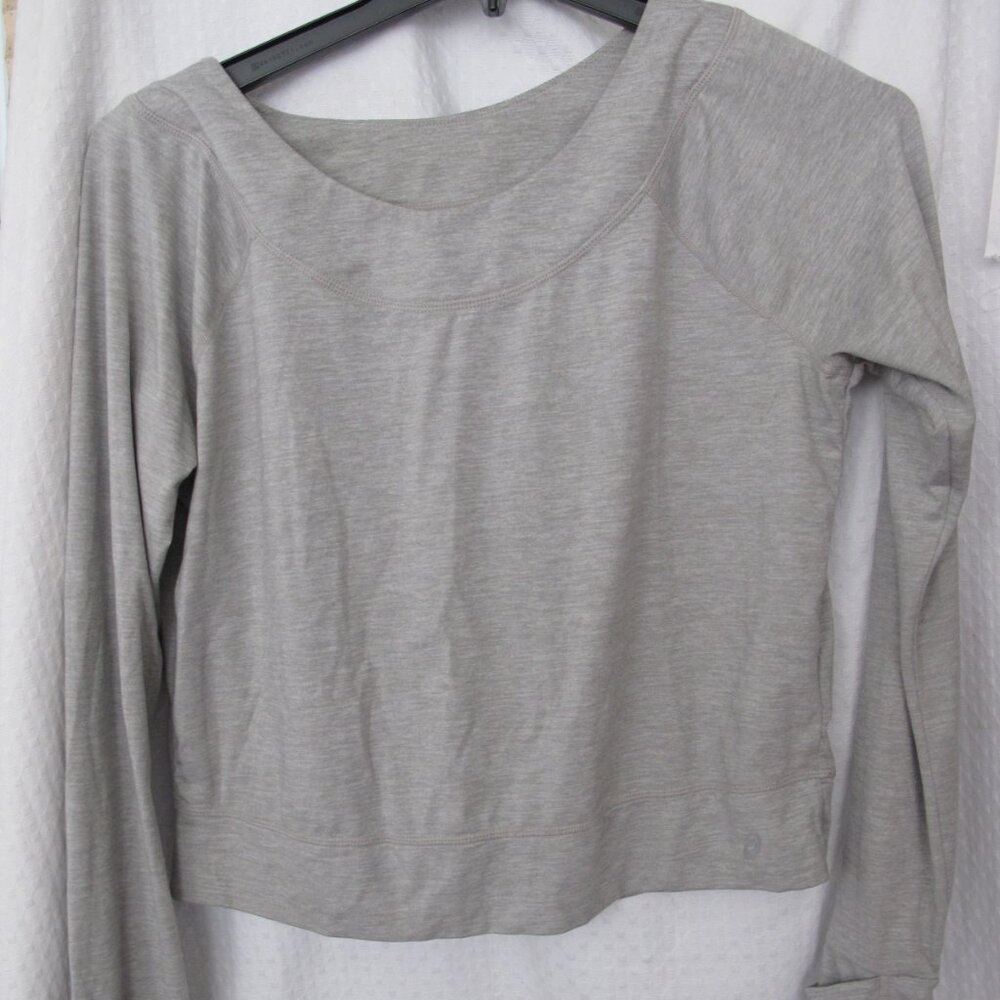 Asics Long Sleeve Top with Thumb Holes and Hand Cover Cuffs
